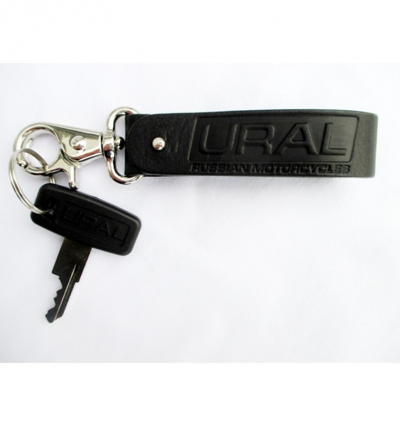 products/100/002/696/32/pakabukas ural juodas key holder leather.jpg