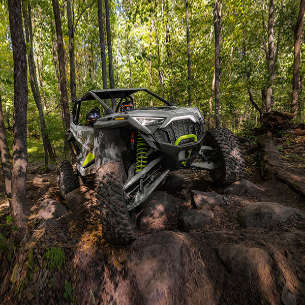 products/100/003/450/12/RZR-XP-Ghost-Gray-P2.jpg