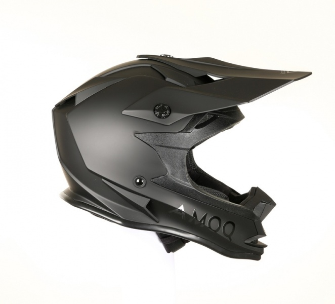products/100/003/638/52/Salmas AMOQ Meteor Blackout Helmet Juodas_4.jpg