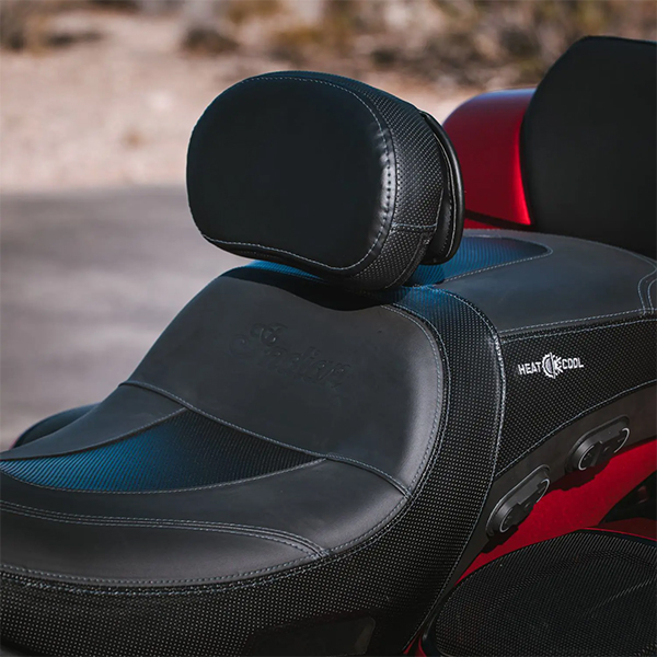 products/100/004/189/92/Vairuotojo atloso pagalvele Indian Motorcycle 2879542-VBA_3.jpg