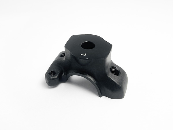 products/100/004/197/60/6KMV-100132-B000.jpg