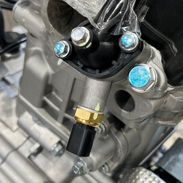 products/100/004/807/13/0GRH-B2A000-0840 4.jpg