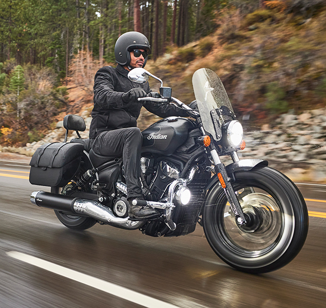products/100/005/002/13/Indian-Motorcycle-Super-Scout-2025-Black-Smoke-with-Graphics-p7.jpg