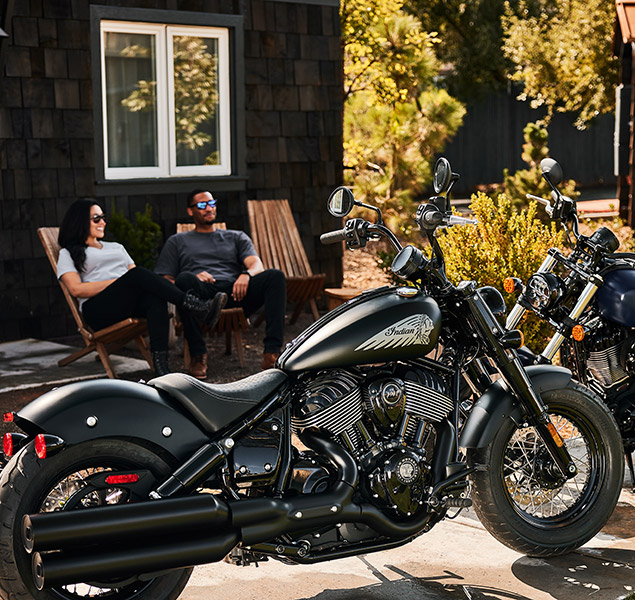 products/100/005/094/46/Indian-Chief-Bobber-Dark-Horse-ABS-2025-Black-Smoke-p4.jpg