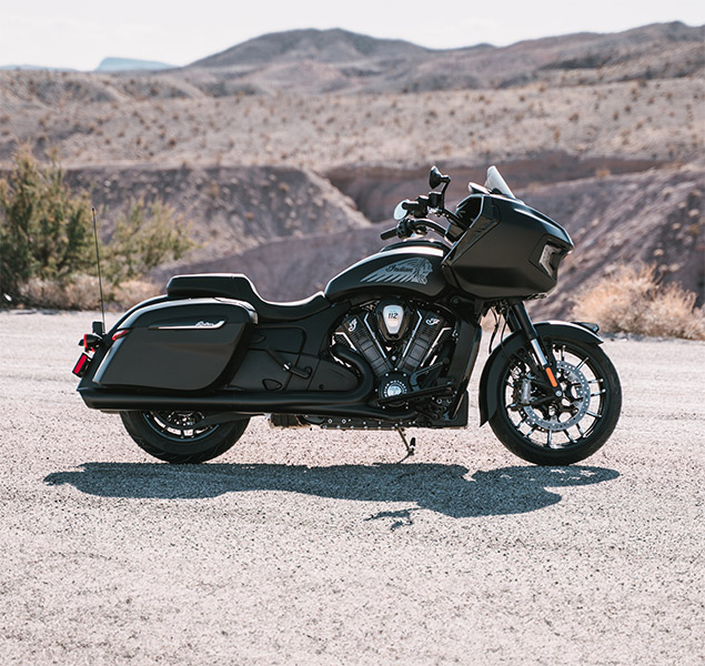 products/100/005/094/49/Indian-Challenger-Dark-Horse-112-2025-Black-Smoke-p5.jpg