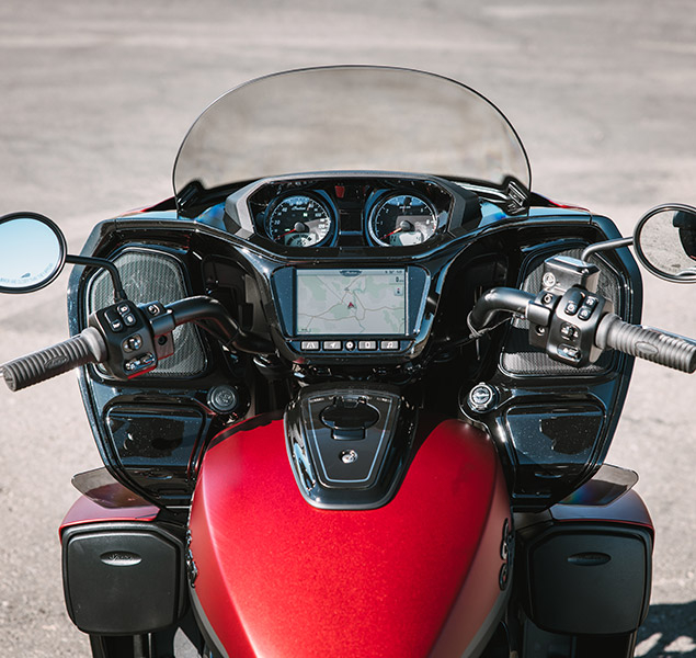 products/100/005/094/51/Indian-Motorcycle-Pursuit-Dark-Horse-112-Sunset-Red-Smoke-2025-p6.jpg