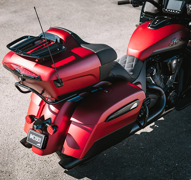 products/100/005/094/51/Indian-Motorcycle-Pursuit-Dark-Horse-112-Sunset-Red-Smoke-2025-p7.jpg