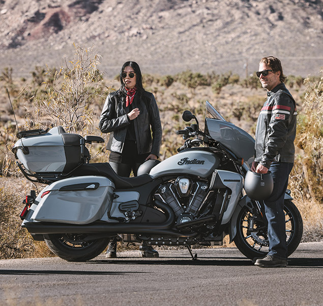 products/100/005/094/54/Indian-Motorcycle-Roadmaster-Dark-Horse-PowerPlus-Storm-Gray-2025-p6.jpg