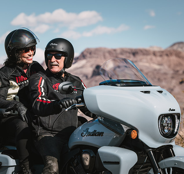 products/100/005/094/54/Indian-Motorcycle-Roadmaster-Dark-Horse-PowerPlus-Storm-Gray-2025-p8.jpg
