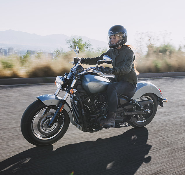 products/100/005/095/16/Indian-Motorcycle-Scout-Sixty-Classic-Limited-ABS-2025-Frost-Silver-p13.jpg