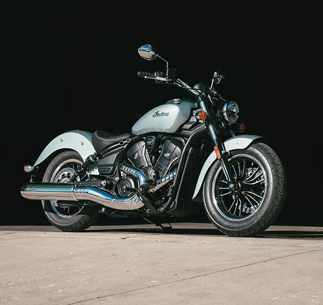 products/100/005/095/16/Indian-Motorcycle-Scout-Sixty-Classic-Limited-ABS-2025-Frost-Silver-p4.jpg