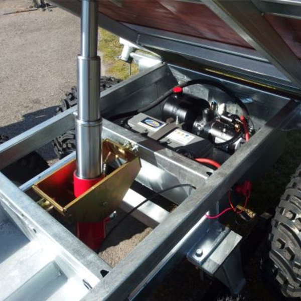 products/100/005/117/32/Keturracio priekaba Bronco 3-Way Tip Trailer max 1600kg 77-12186_2.jpg