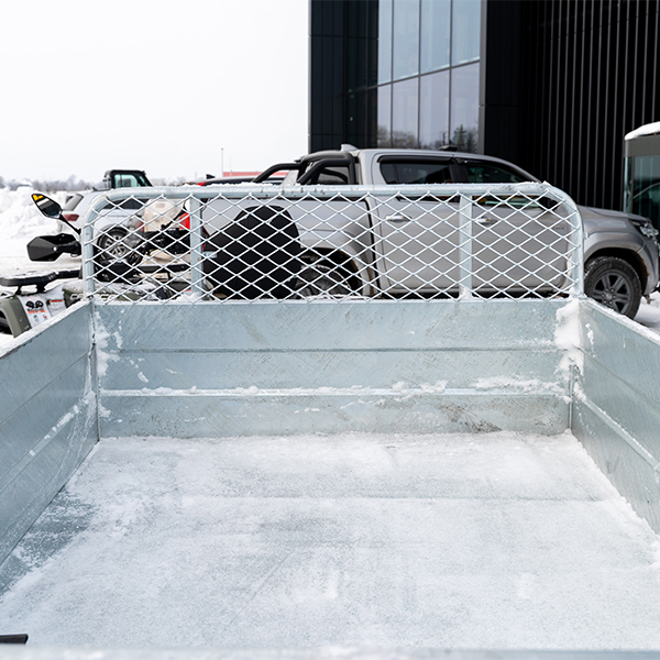 products/100/005/117/32/Keturracio priekaba Bronco 3-Way Tip Trailer max 1600kg 77-12186_5.jpg