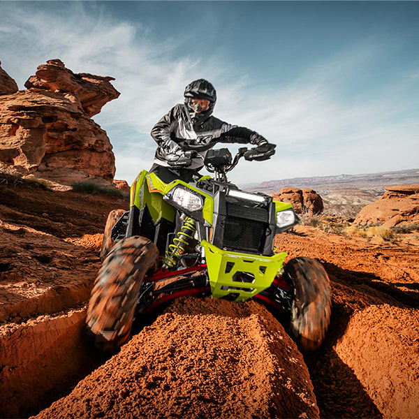 products/100/005/118/13/Polaris Scrambler XP 1000 S EPS - Lifted Lime Pearl 2025 Ratinis traktorius keturratis T3b_2.jpg