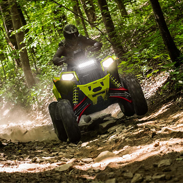 products/100/005/118/13/Polaris Scrambler XP 1000 S EPS - Lifted Lime Pearl 2025 Ratinis traktorius keturratis T3b_3.jpg