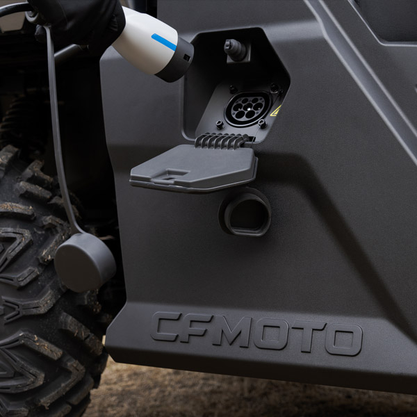 products/100/005/124/15/CFMOTO_UFORCE_U6_EV_2025_p11.jpg