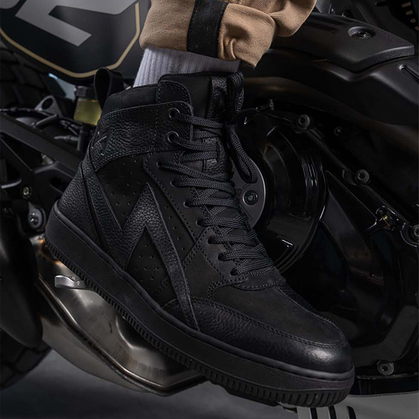 products/100/005/136/79/Moto Batai PANDO MOTO Apex Juodi.jpg