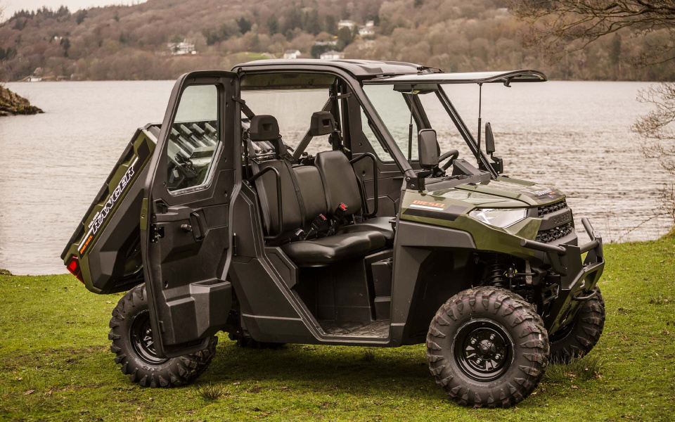 products/100/005/140/97/Polaris Ranger Diesel HD EPS DELUXE - Super Graphite bagis mini traktorius 2025 T1B_3.jpg