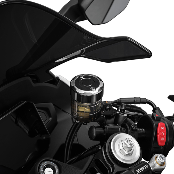 products/100/005/519/50/Dangtelis pr. stabdziu skyscio rezervuaro CFMOTO 675NK ir 675SR-R.jpg