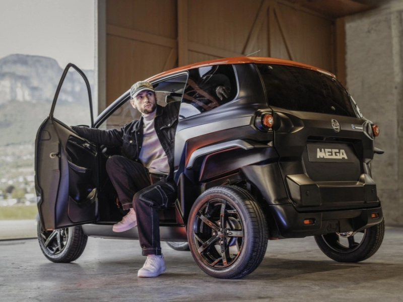 products/100/005/570/80/AIXAM E-SCOUTY EVO Elektrinis mini miesto automobilis_2.jpg