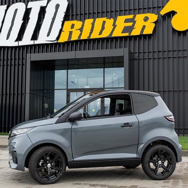 products/100/005/571/32/AIXAM CITY SPORT Mini miesto automobilisJPG_1.jpg