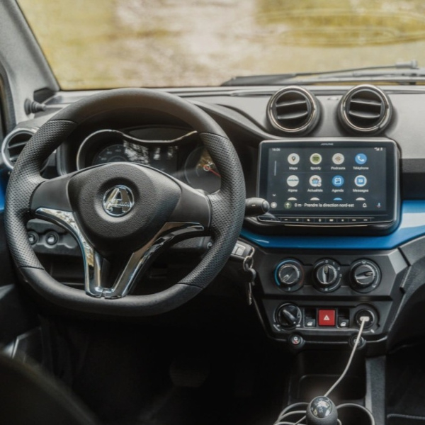 products/100/005/575/13/AIXAM E-CROSSOVER PREMIUM Elektrinis mini miesto automobilis_7.jpg