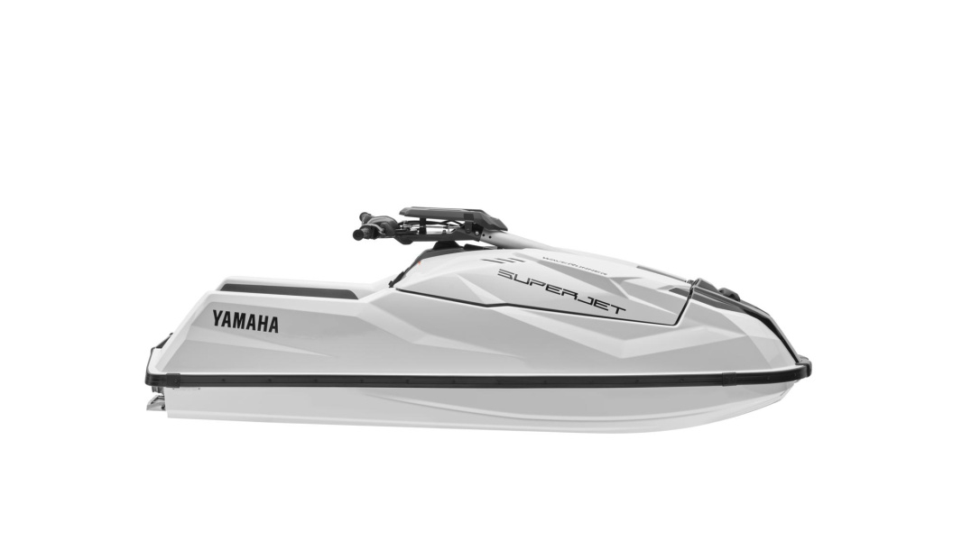 products/100/005/576/72/Vandens motociklas YAMAHA SUPERJET White Coat_1.jpg