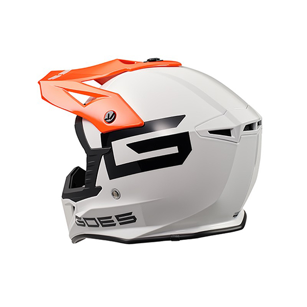 products/100/005/727/94/Salmas GOES OFF-ROAD Baltas_2.jpg