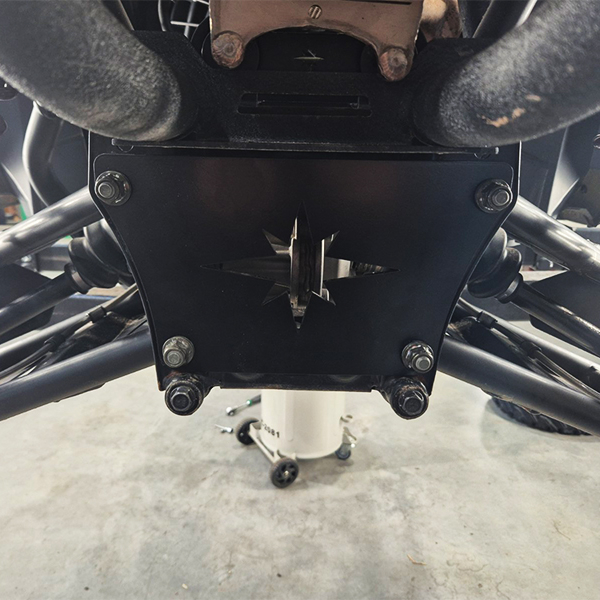 products/100/005/739/72/Reduktoriaus laikiklis galinio Polaris Scrambler ir Sportsman XP 1000 S 2020_real1.jpg