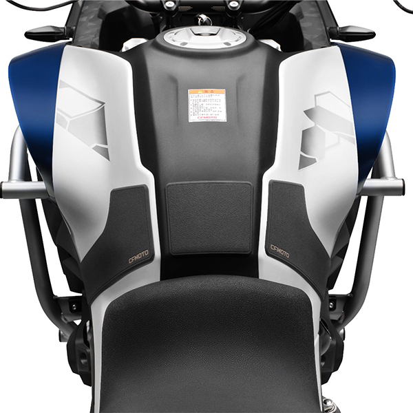 products/100/005/791/34/Degalu bako apsaugines gumos CFMOTO 700MT_1.jpg