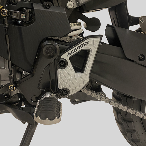 products/100/005/793/32/Remo apsaugos Acerbis X-GRIP CFMOTO 450MT Juodos Pilkos_1.jpg