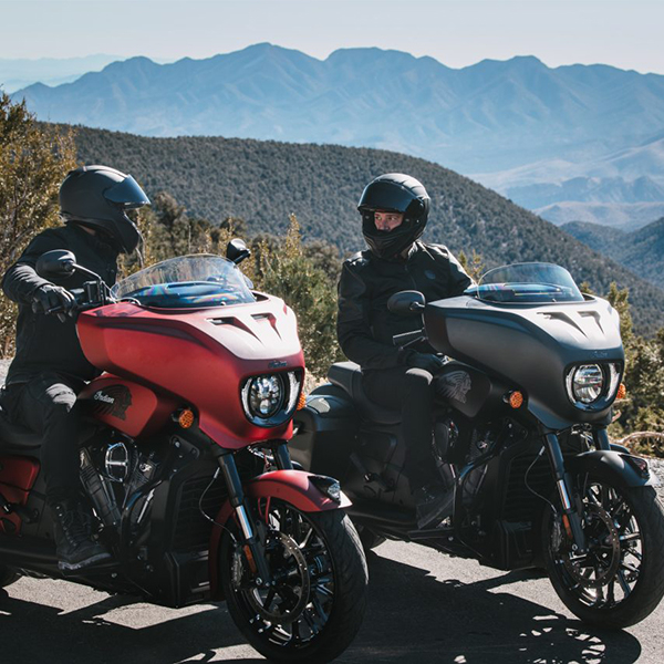 products/100/005/862/72/Indian Motorcycle Chieftain PowerPlus Dark Horse 112 Package ABS 2026_real.jpg