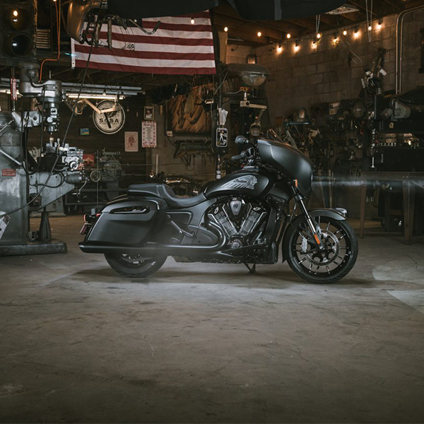 products/100/005/862/72/Indian Motorcycle Chieftain PowerPlus Dark Horse 112 Package ABS 2026_real5.jpg