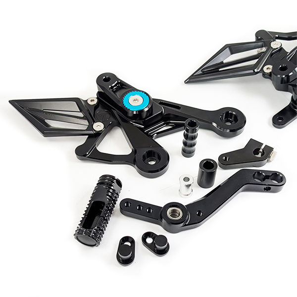 products/100/005/935/52/Reguliuojami pakojai juodi CFMOTO 675SR-R_1.jpg
