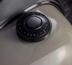 products/100/003/347/32/Uzrakinamas bako dangtelis Juodas Indian Motorcycle 2884600-266_3.jpg