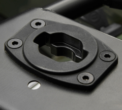 products/100/003/663/14/Adapteris greitai jungciai metaliniui stovui CFMOTO 9DQV-809100-3000_2.jpg