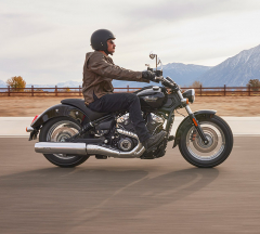 products/100/005/094/35/Indian-Motorcycle-Scout-Classic-ABS-2025-Black-Metallic-p8.jpg