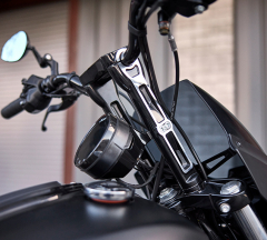 products/100/005/094/43/Indian-Motorcycle-Sport-Scout-Limited-Tech-ABS-2025-Black-Smoke-p9.jpg
