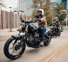 products/100/005/094/45/Indian-Chief-Dark-Horse-ABS-2025-Black-Smoke-p15.jpg
