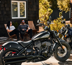 products/100/005/094/46/Indian-Chief-Bobber-Dark-Horse-ABS-2025-Black-Smoke-p4.jpg
