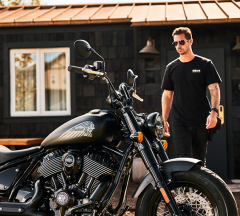 products/100/005/094/46/Indian-Chief-Bobber-Dark-Horse-ABS-2025-Black-Smoke-p5.jpg