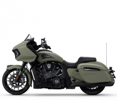products/100/005/094/49/Indian-Challenger-Dark-Horse-112-2025-Moss-Green-Smoke-p3.jpg