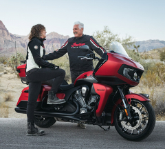 products/100/005/094/51/Indian-Motorcycle-Pursuit-Dark-Horse-112-Sunset-Red-Smoke-2025-p8.jpg