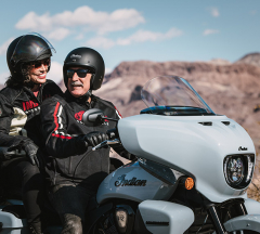 products/100/005/094/54/Indian-Motorcycle-Roadmaster-Dark-Horse-PowerPlus-Storm-Gray-2025-p8.jpg