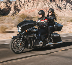products/100/005/094/55/Indian-Motorcycle-Roadmaster-Limited-PowerPlus-Black-Metallic-2025-p14.jpg