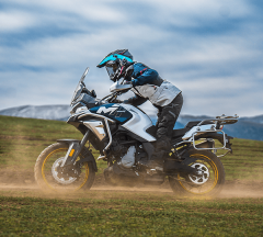 products/100/005/557/92/700MT_offroad_3-1-min.png