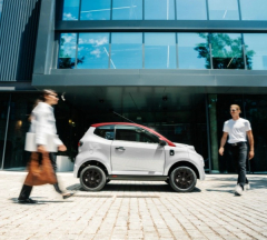 products/100/005/572/12/AIXAM E-MINIAUTO CHIC_3.jpg
