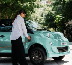 products/100/005/572/12/AIXAM E-MINIAUTO CHIC_4.jpg