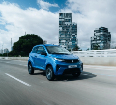products/100/005/575/13/AIXAM E-CROSSOVER PREMIUM Elektrinis mini miesto automobilis_4.jpg