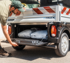 products/100/005/575/52/AIXAM E-TRUCK DROP SIDE Elektrinis mini krovininis automobilis_CargoRearStorage.jpg